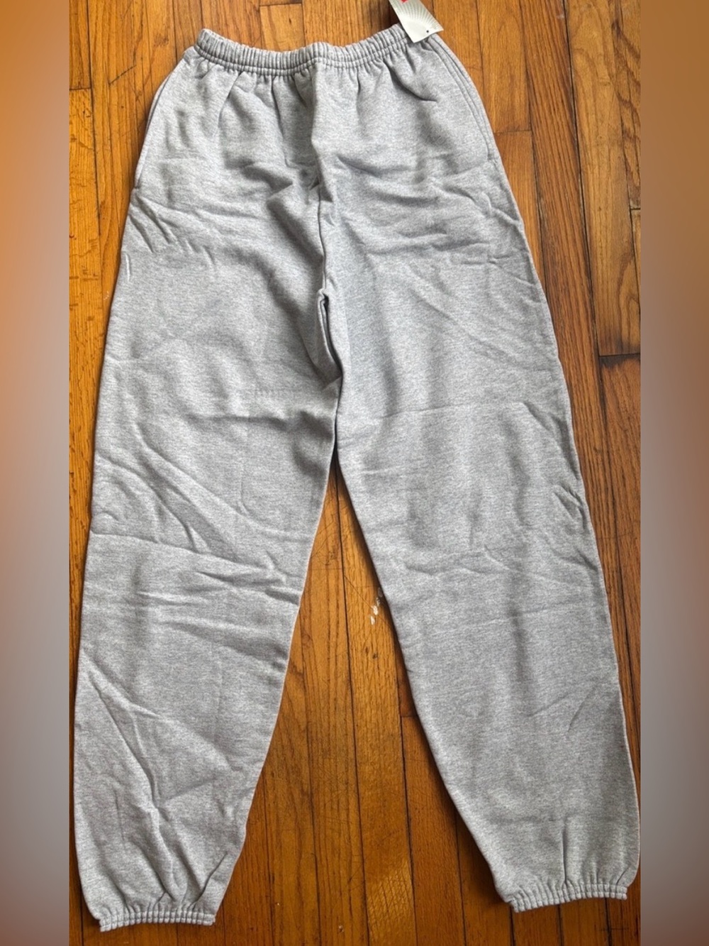 Hanes men’s Gray Elastic Waist Sweatpants
